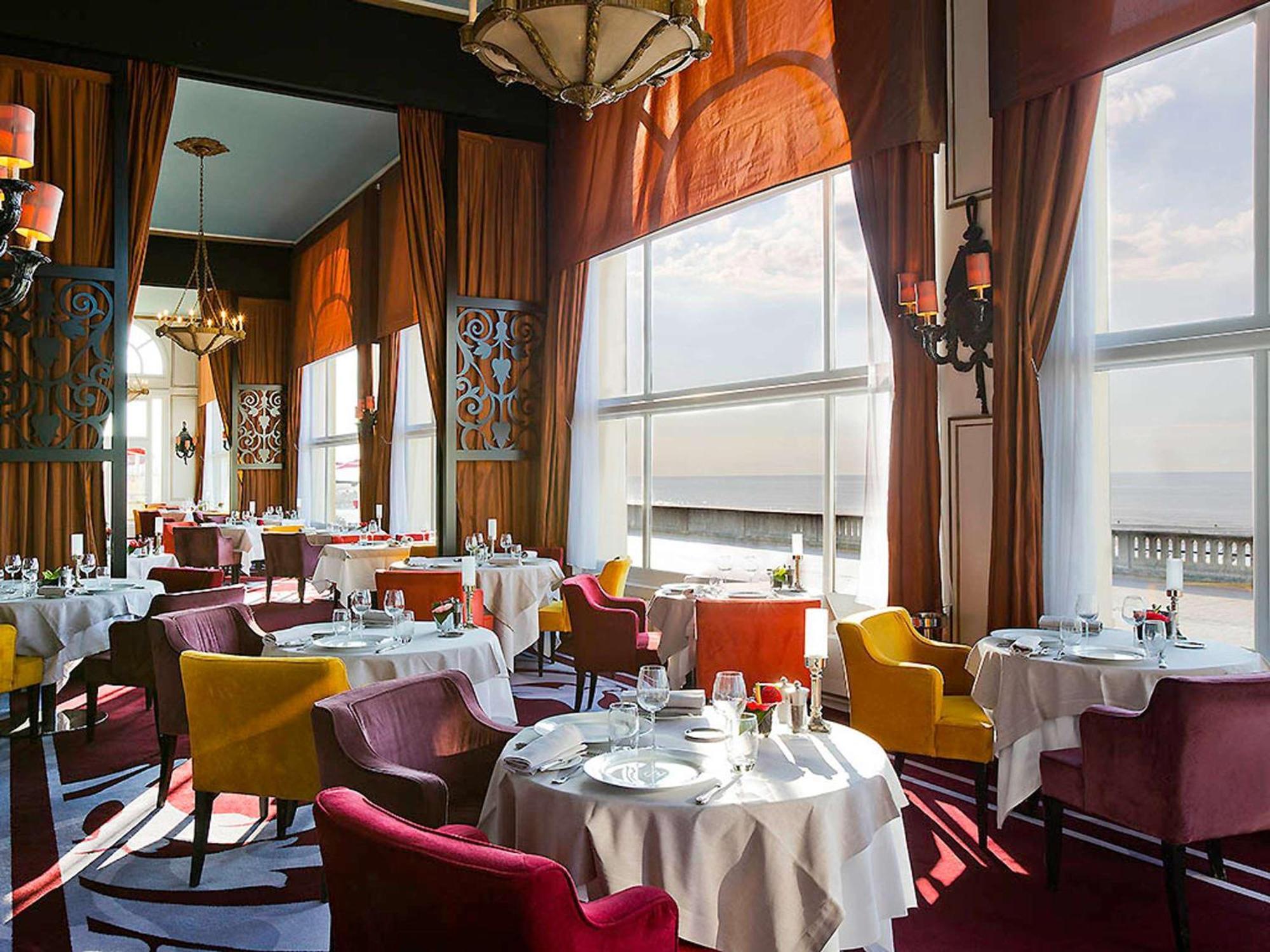 Le Grand Hotel De Cabourg - Mgallery Collection Bagian luar foto